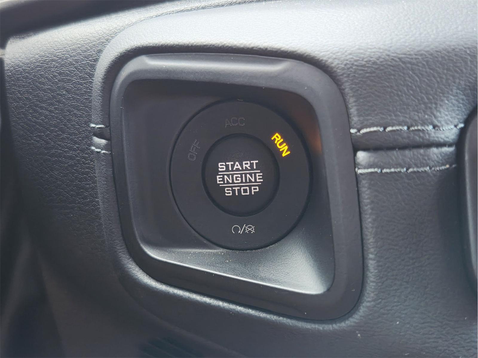 2024 Jeep Wrangler photo 35 of 37