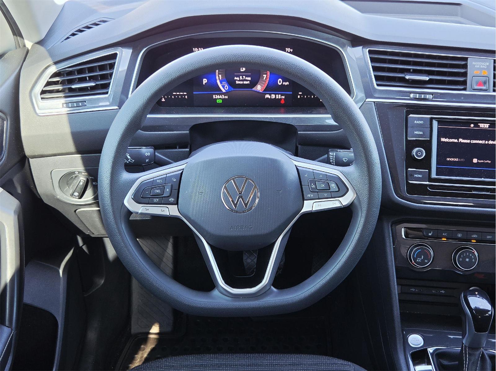 2023 Volkswagen Tiguan photo 28 of 35