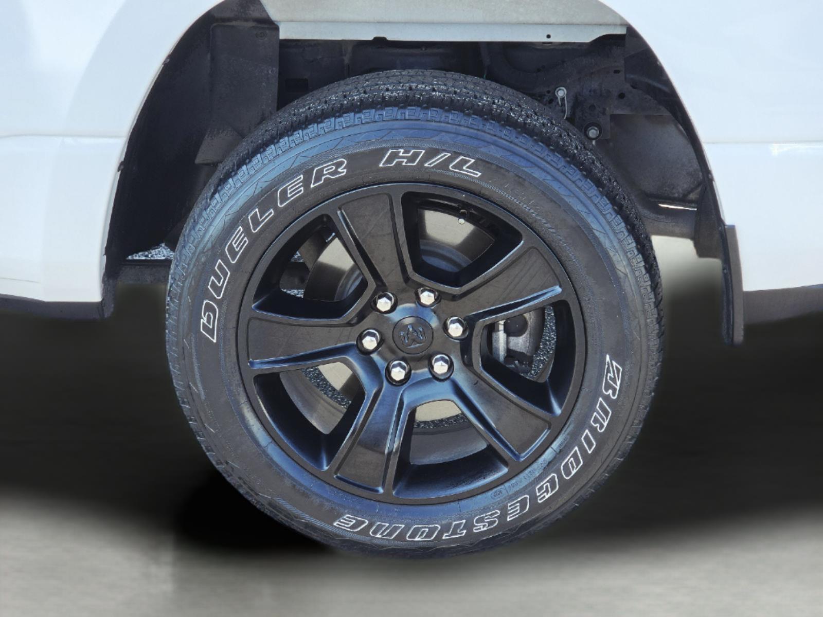 2024 Ram 1500 photo 9 of 36