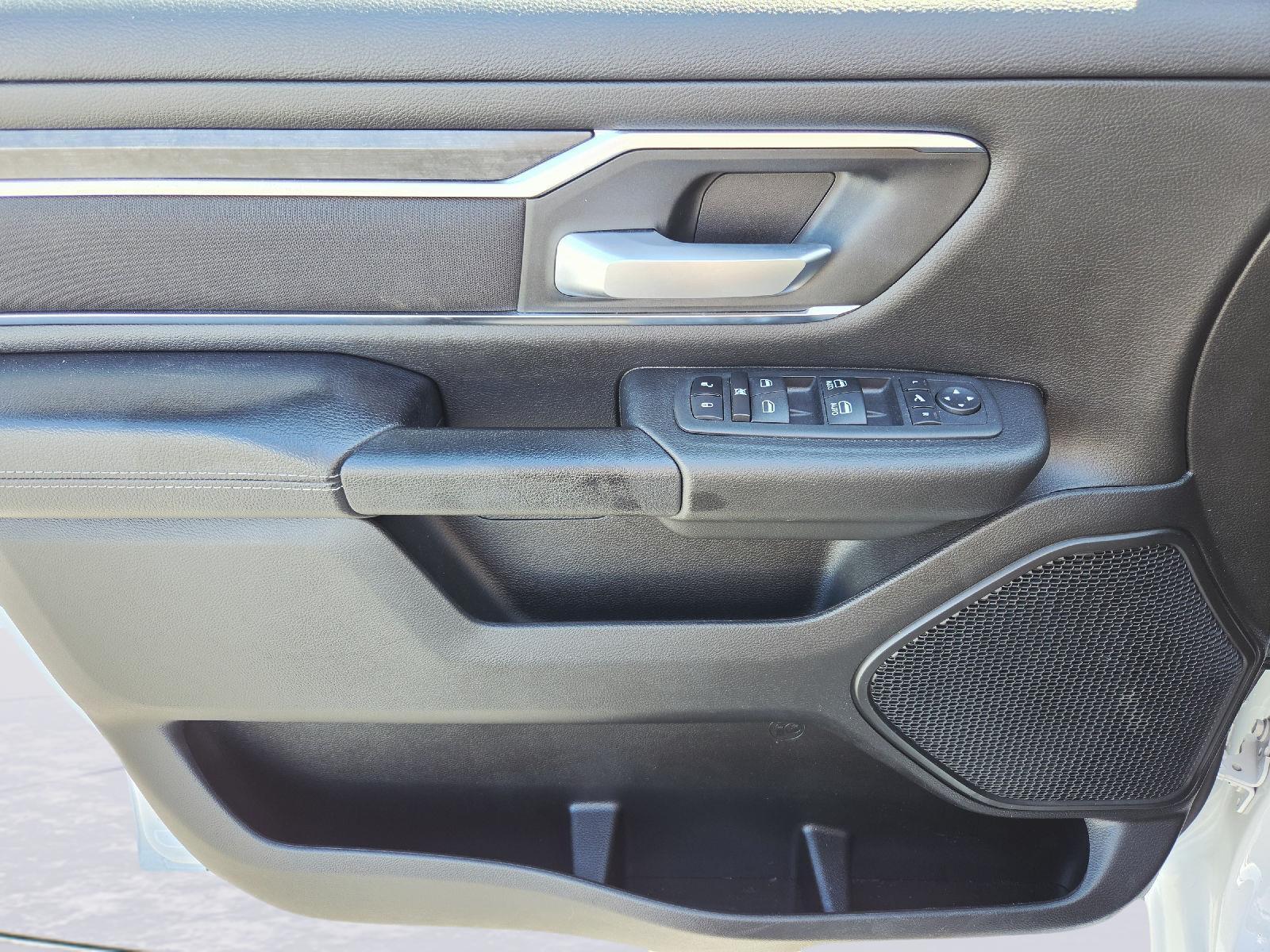 2024 Ram 1500 photo 16 of 36
