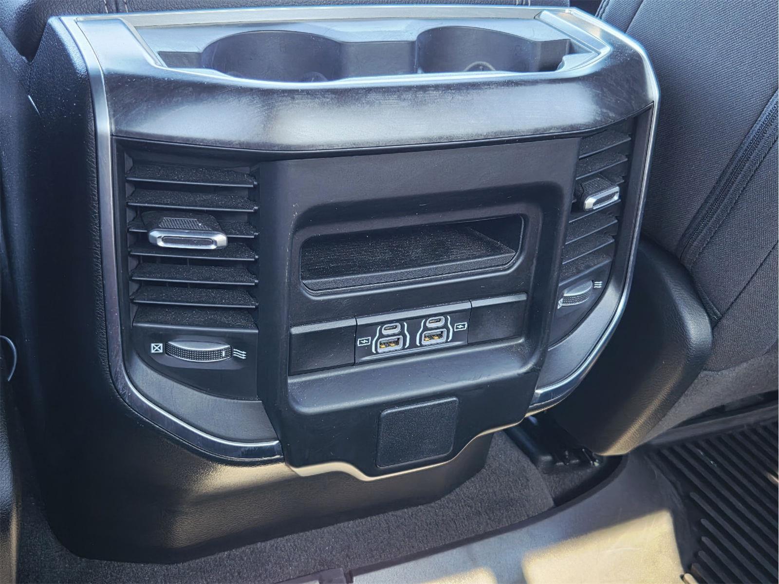 2024 Ram 1500 photo 19 of 36