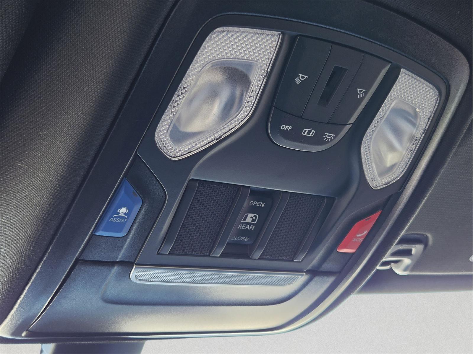 2024 Ram 1500 photo 21 of 36