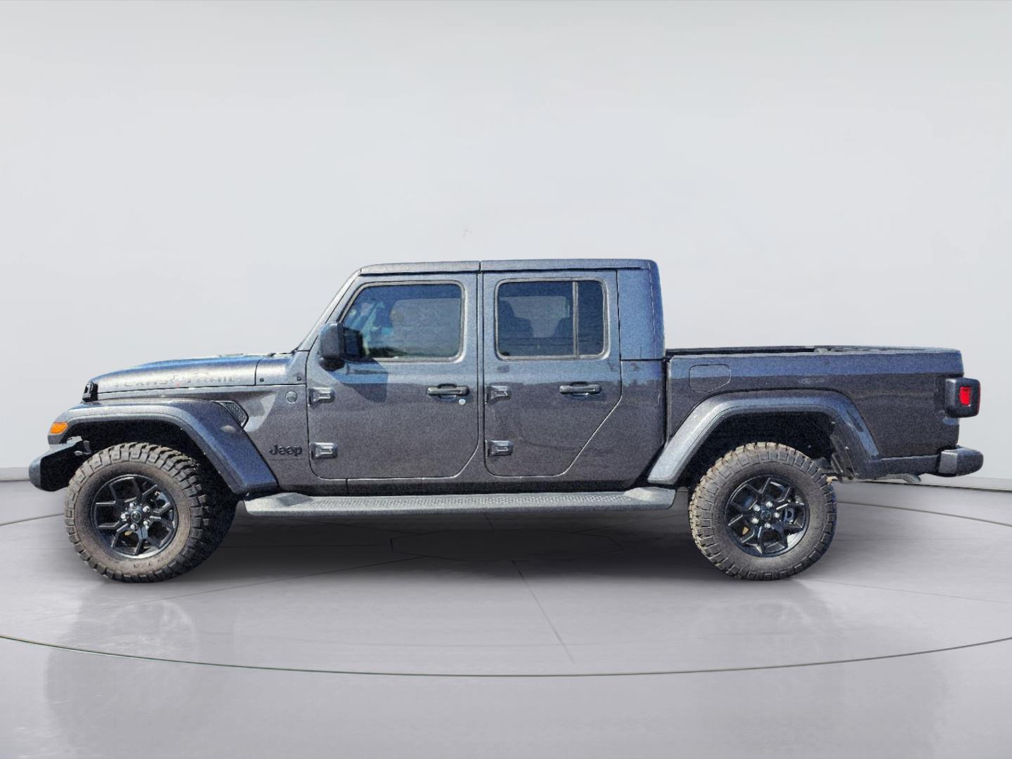 2025 Jeep Gladiator photo 7 of 35