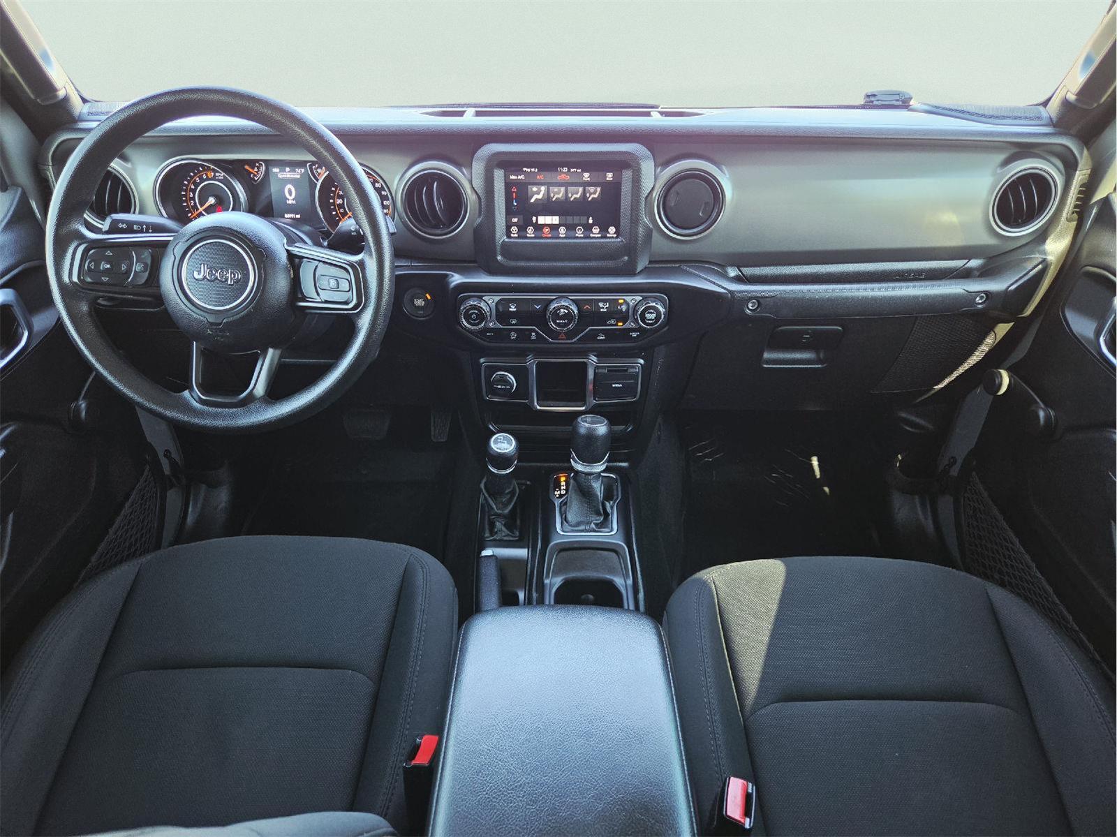 2022 Jeep Gladiator photo 11 of 35