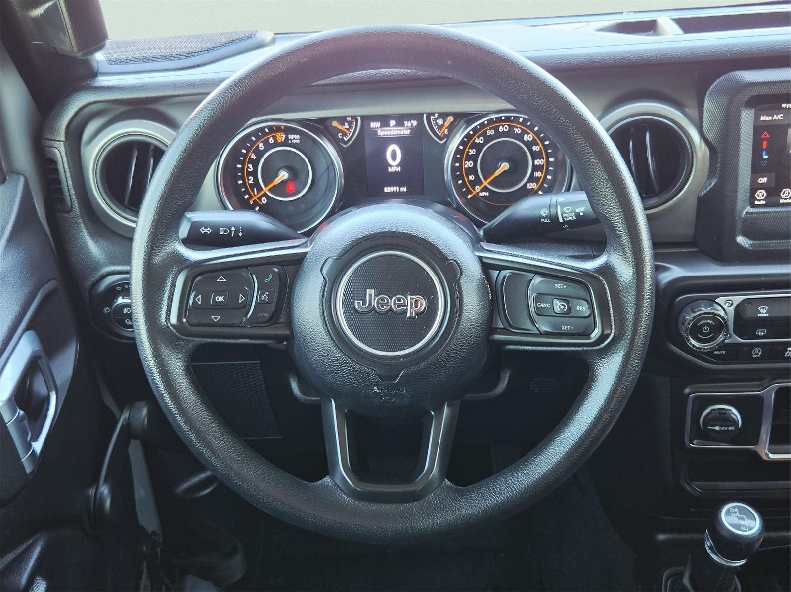 2022 Jeep Gladiator photo 28 of 35