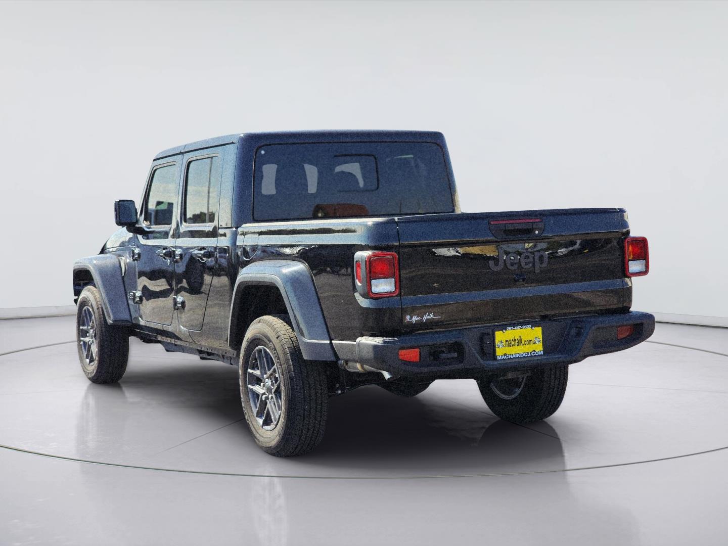 2025 Jeep Gladiator photo 6 of 35