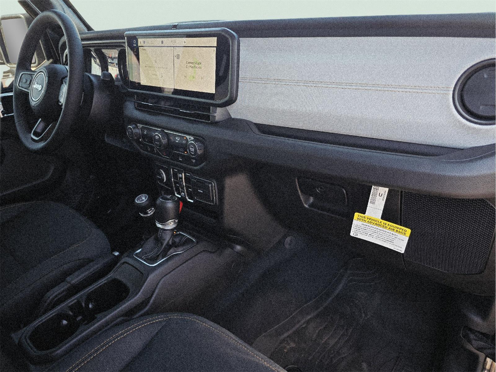 2025 Jeep Gladiator photo 12 of 35