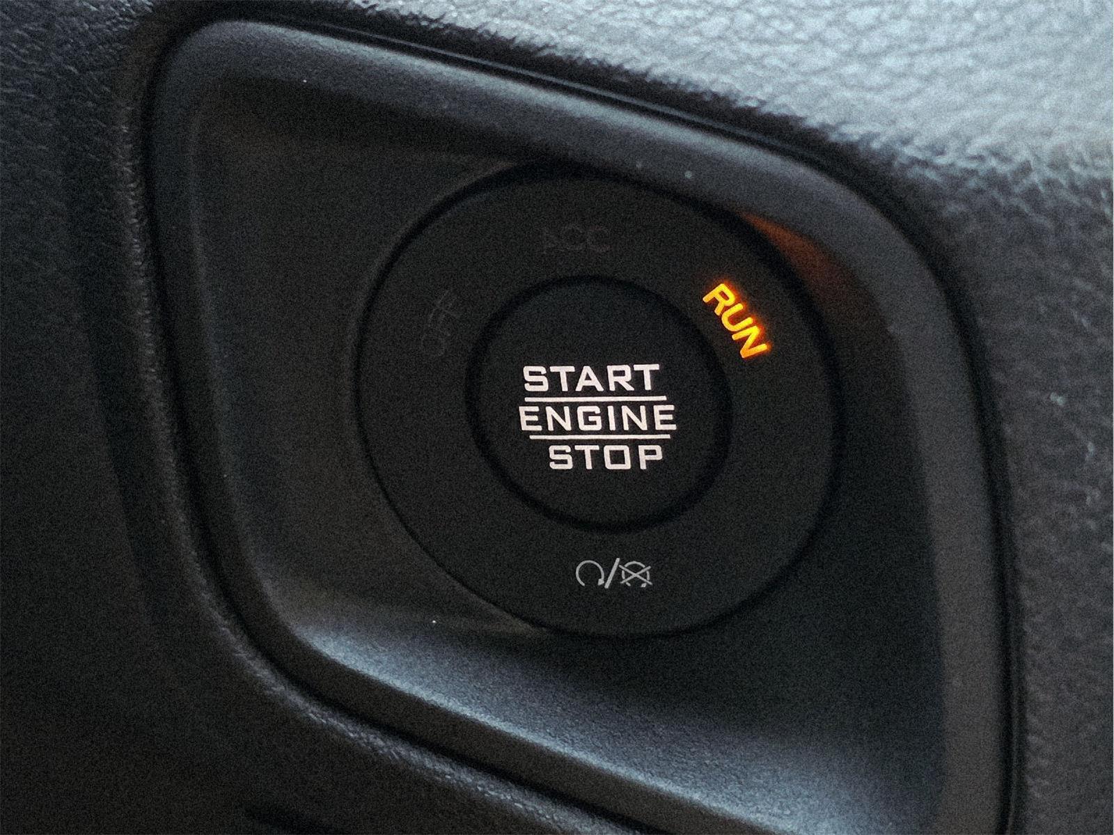 2025 Jeep Gladiator photo 25 of 35