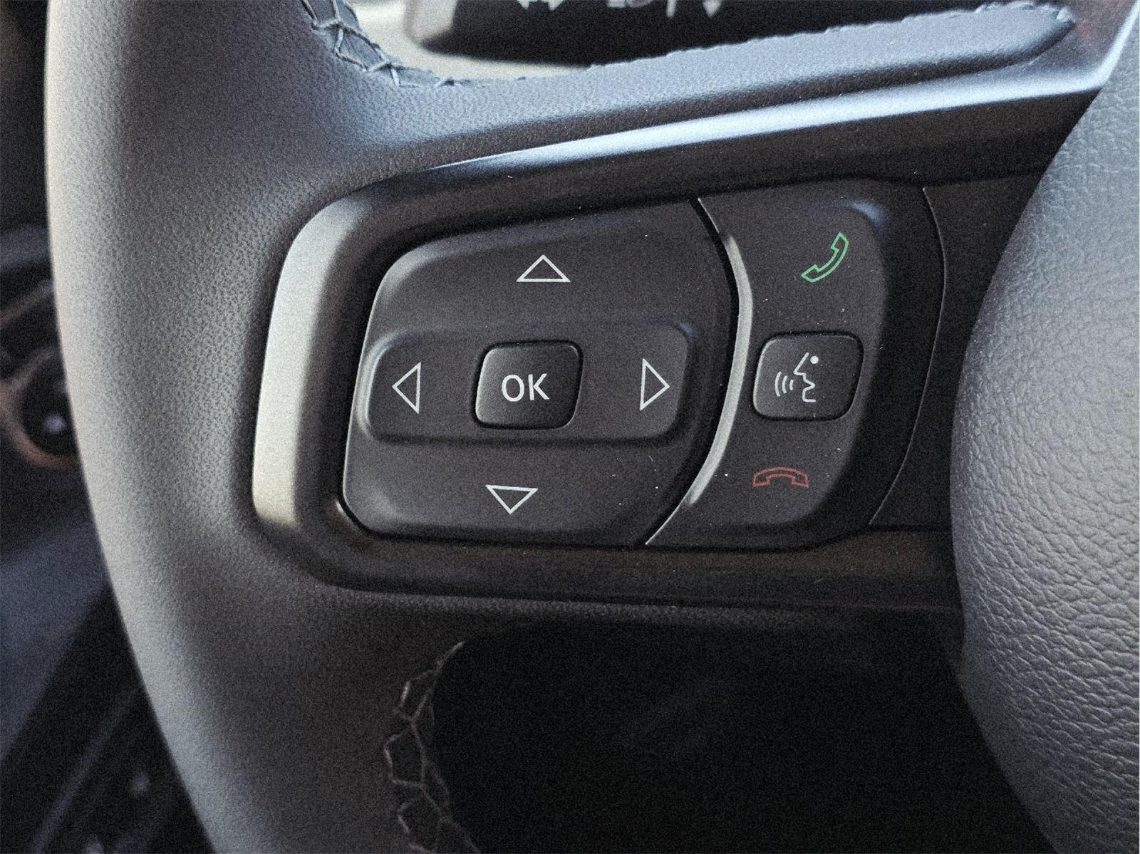 2025 Jeep Gladiator photo 28 of 35