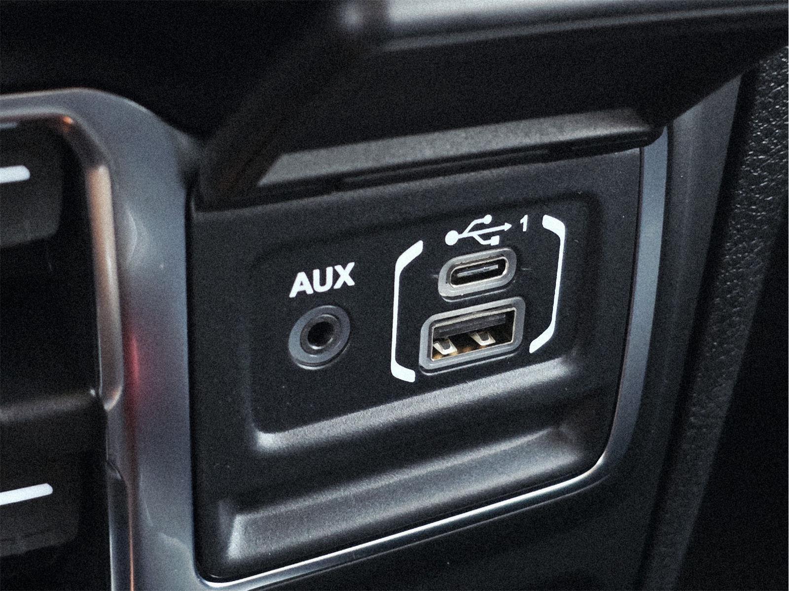 2025 Jeep Gladiator photo 30 of 35