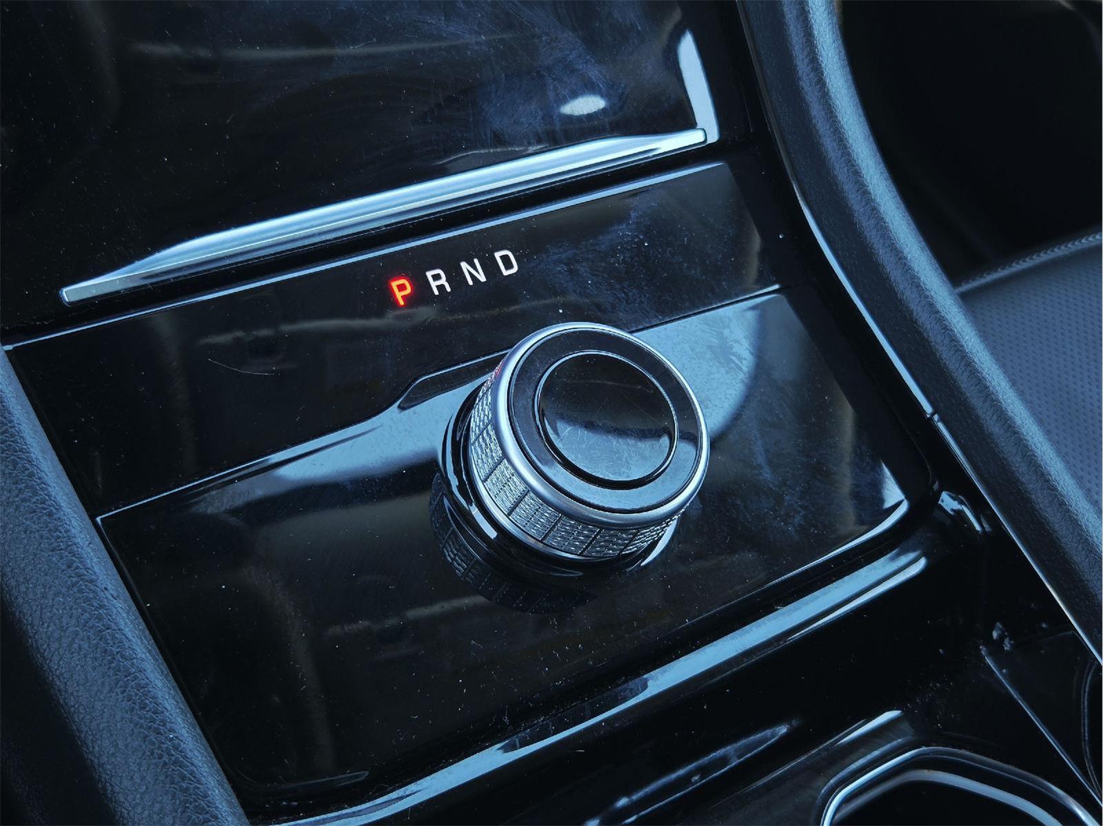 2023 Jeep Grand Cherokee photo 26 of 35
