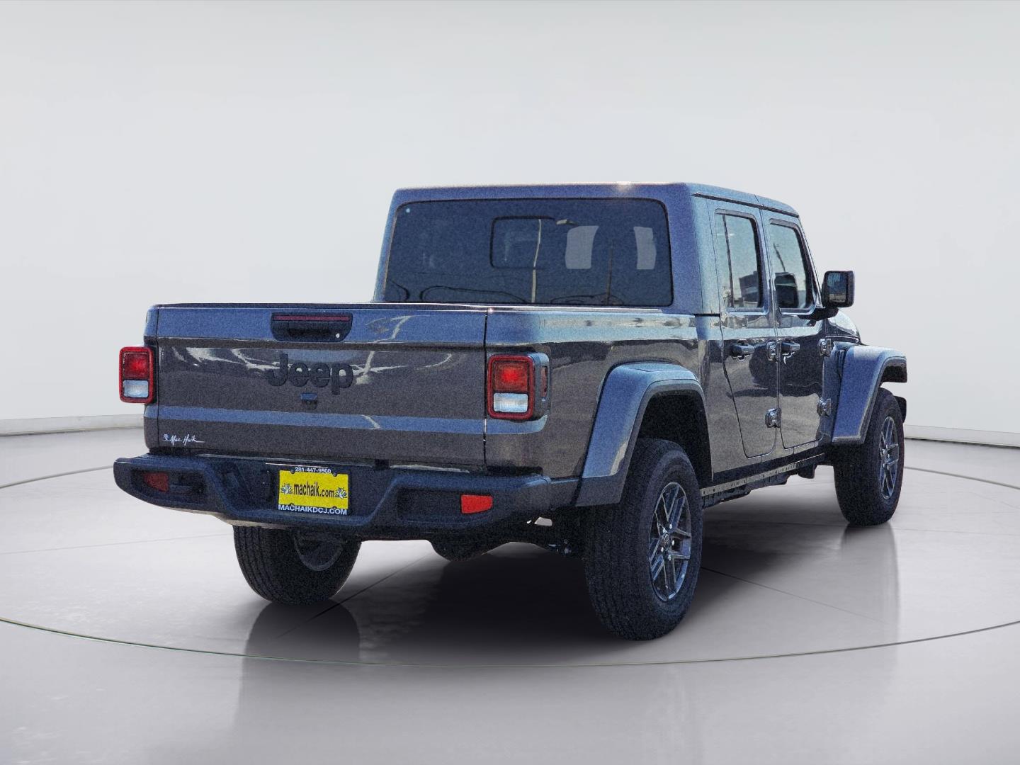 2025 Jeep Gladiator photo 4 of 36