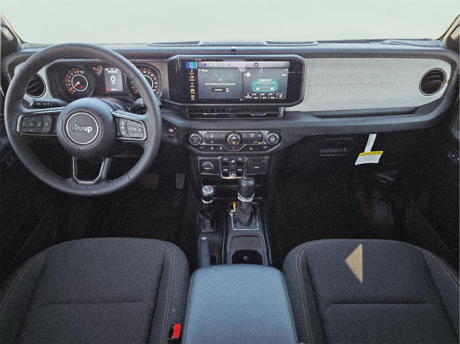 2025 Jeep Gladiator photo 13 of 36