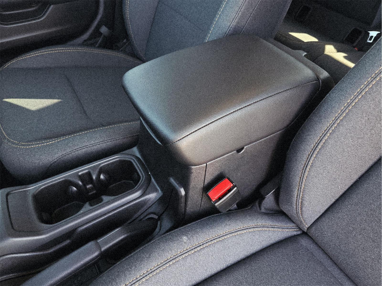 2025 Jeep Gladiator photo 18 of 36