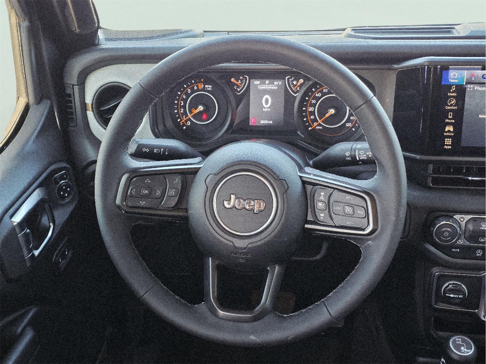 2025 Jeep Gladiator photo 31 of 36