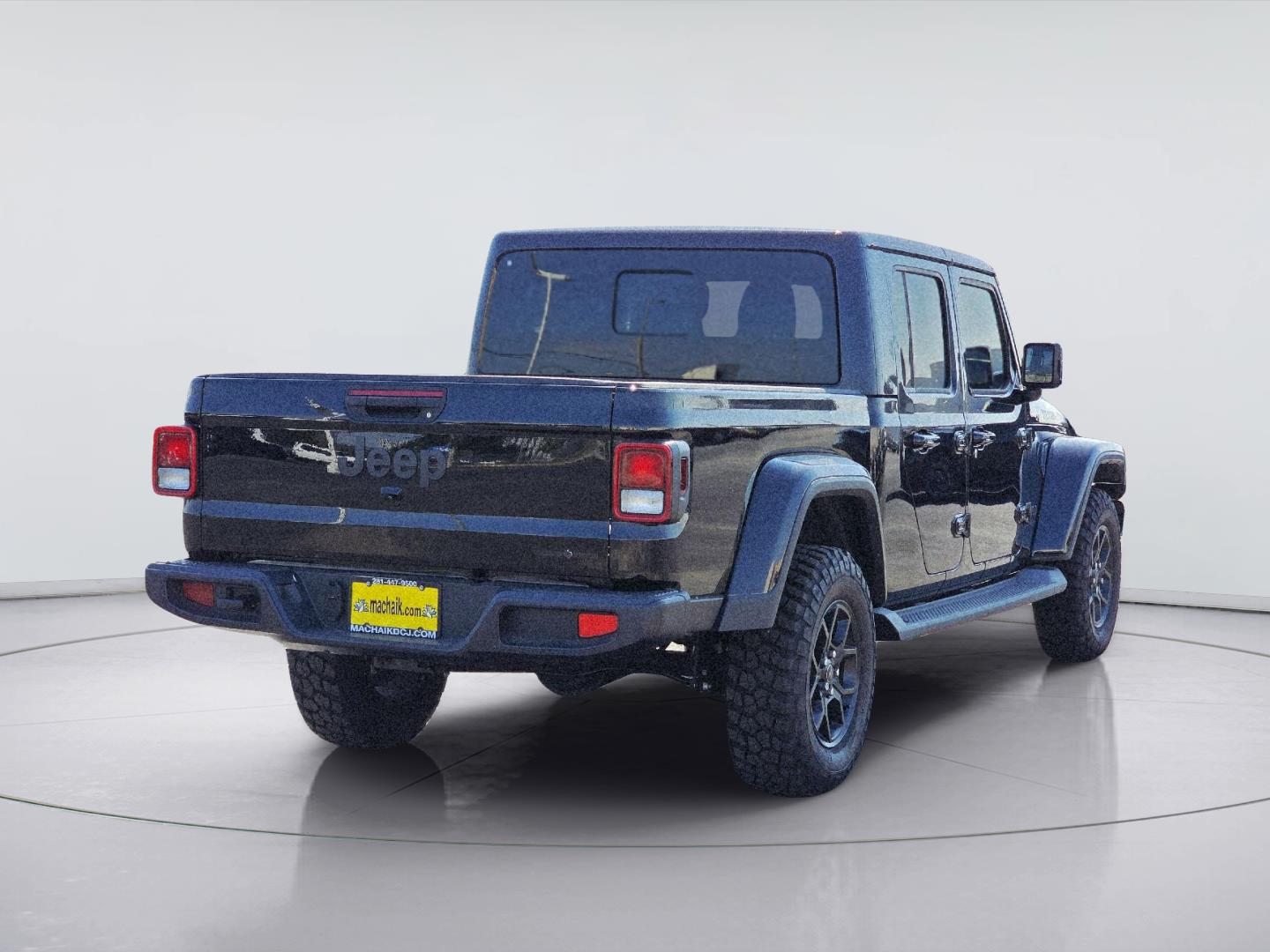 2025 Jeep Gladiator photo 4 of 39
