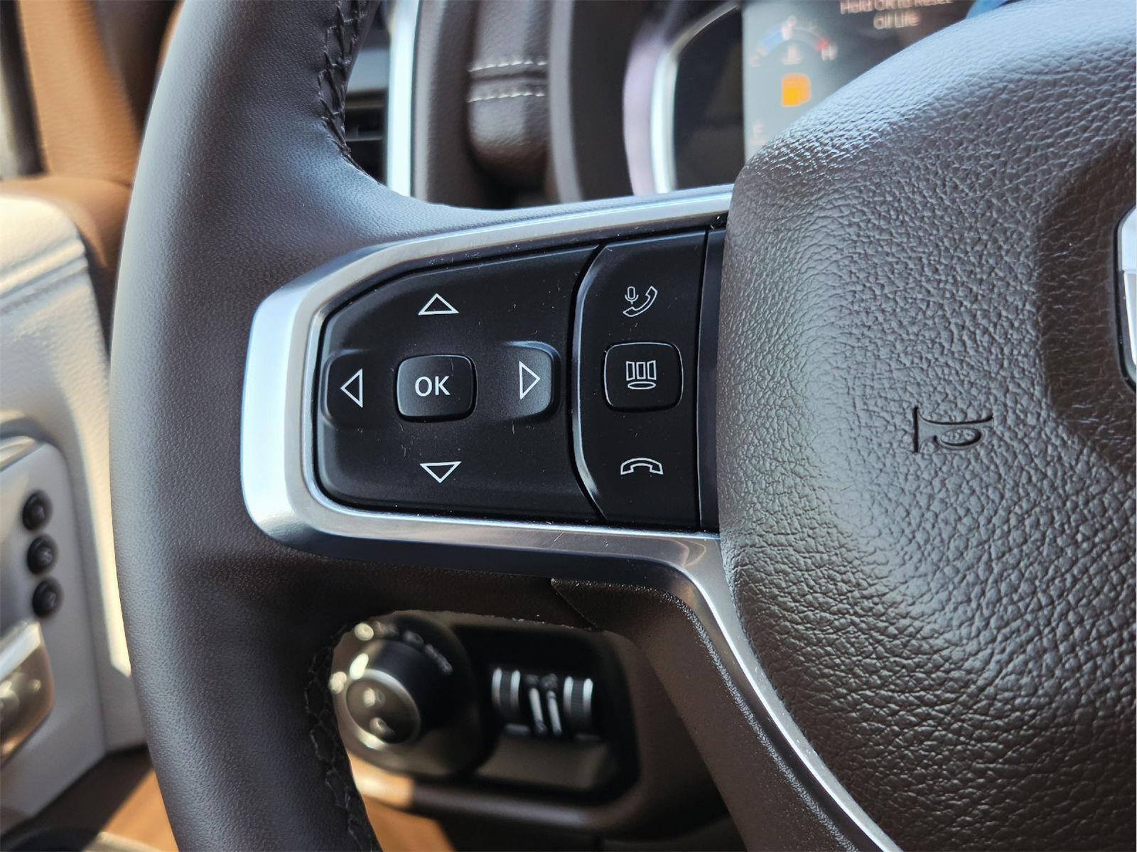 2025 Ram 2500 photo 27 of 35
