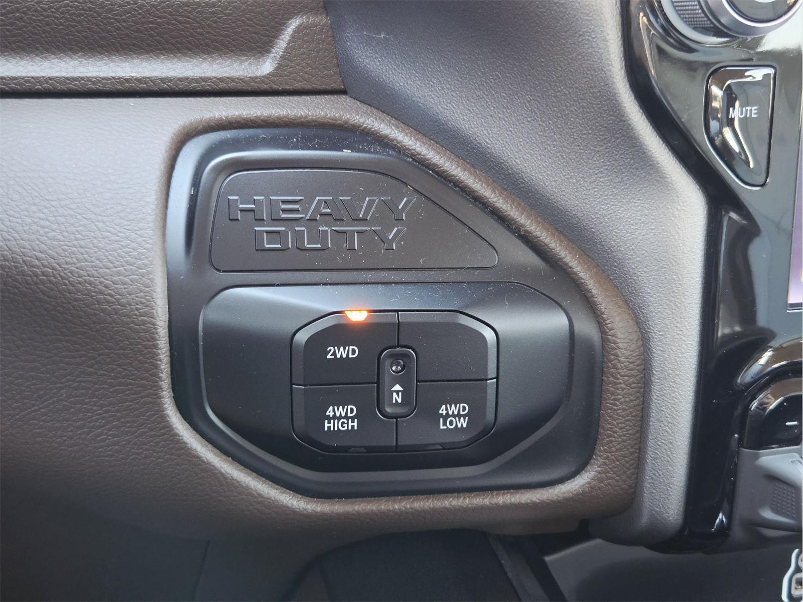 2025 Ram 2500 photo 31 of 35
