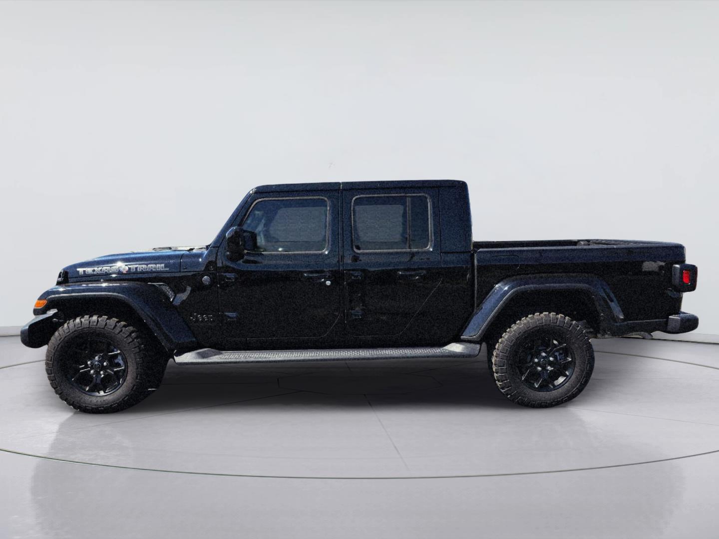 2025 Jeep Gladiator photo 7 of 39