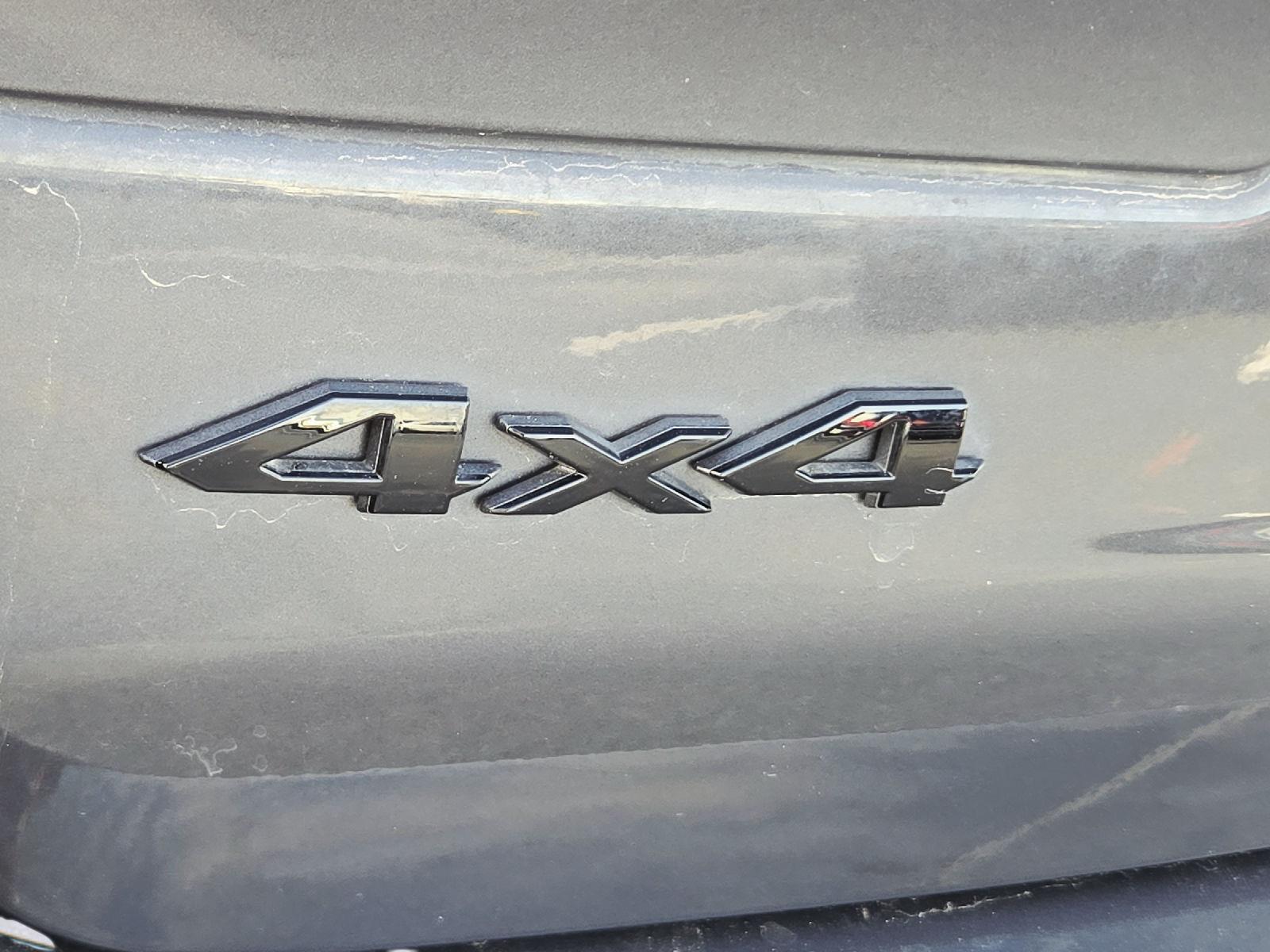 2023 Jeep Grand Cherokee photo 9 of 37