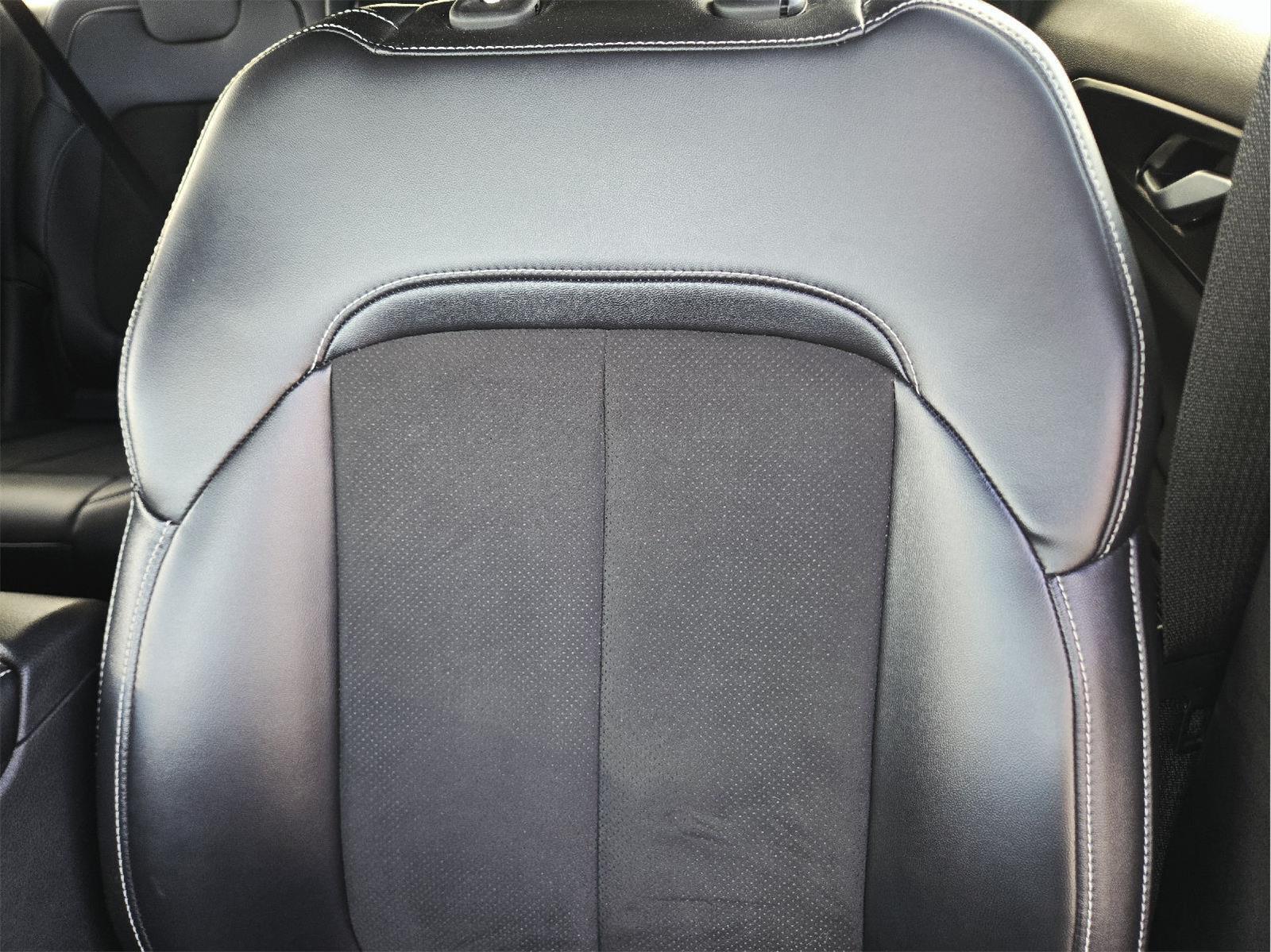 2023 Jeep Grand Cherokee photo 16 of 37