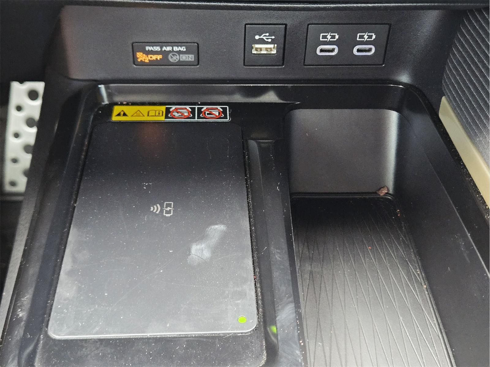2026 Toyota Camry photo 27 of 36