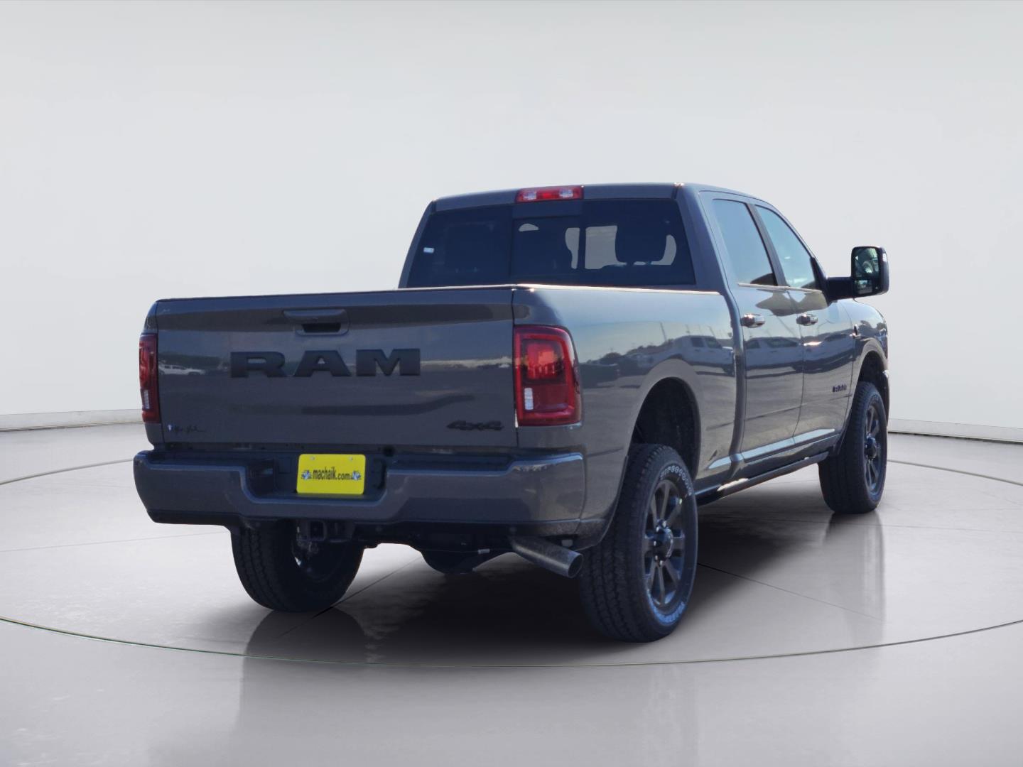 2027 RAM 2500 photo 3 of 16