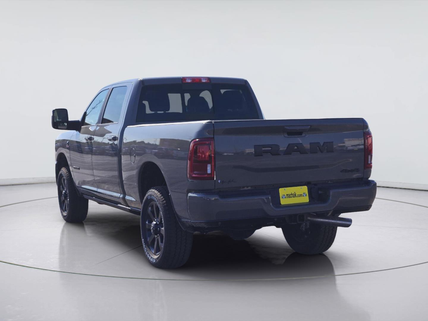 2027 RAM 2500 photo 4 of 16