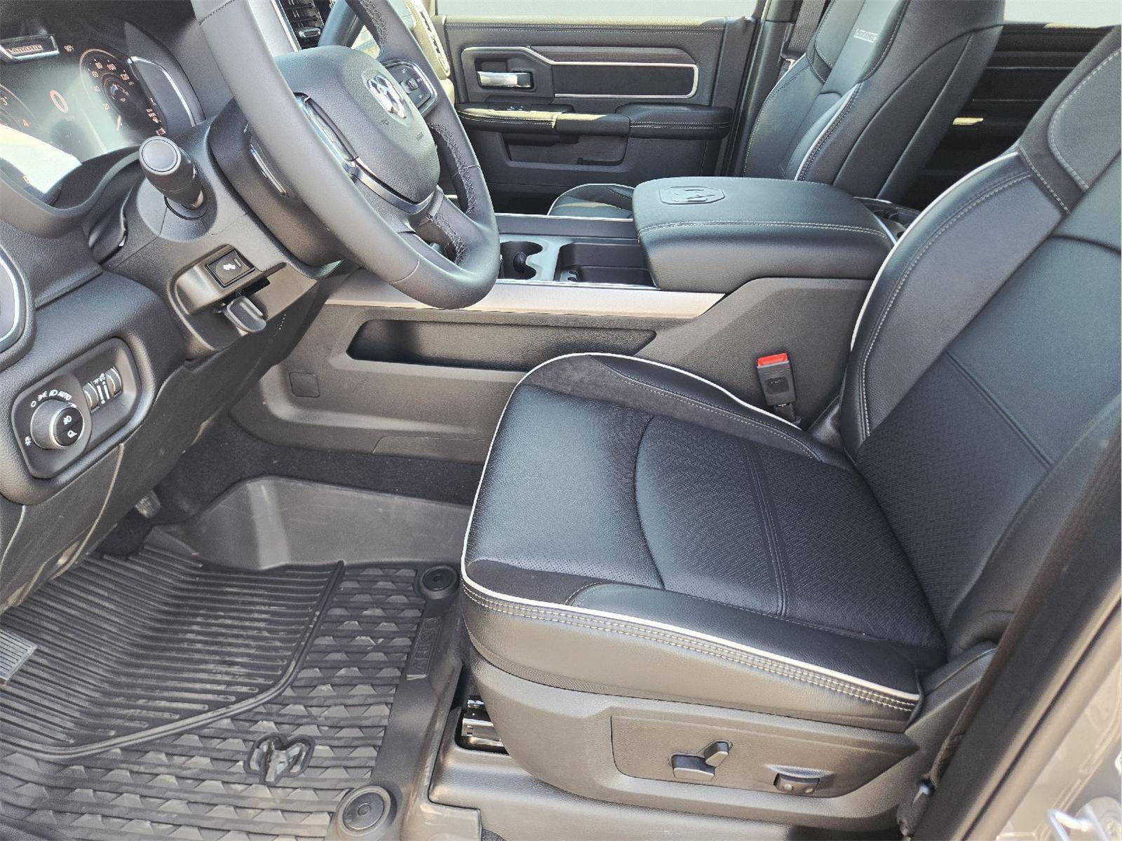 2027 RAM 2500 photo 6 of 16
