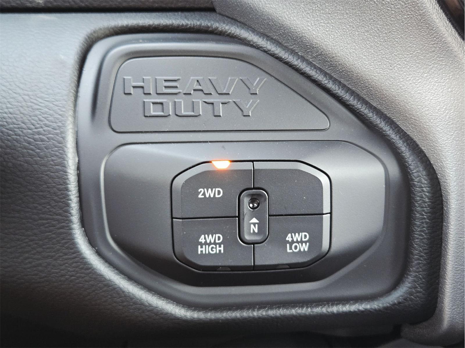 2027 RAM 2500 photo 13 of 16