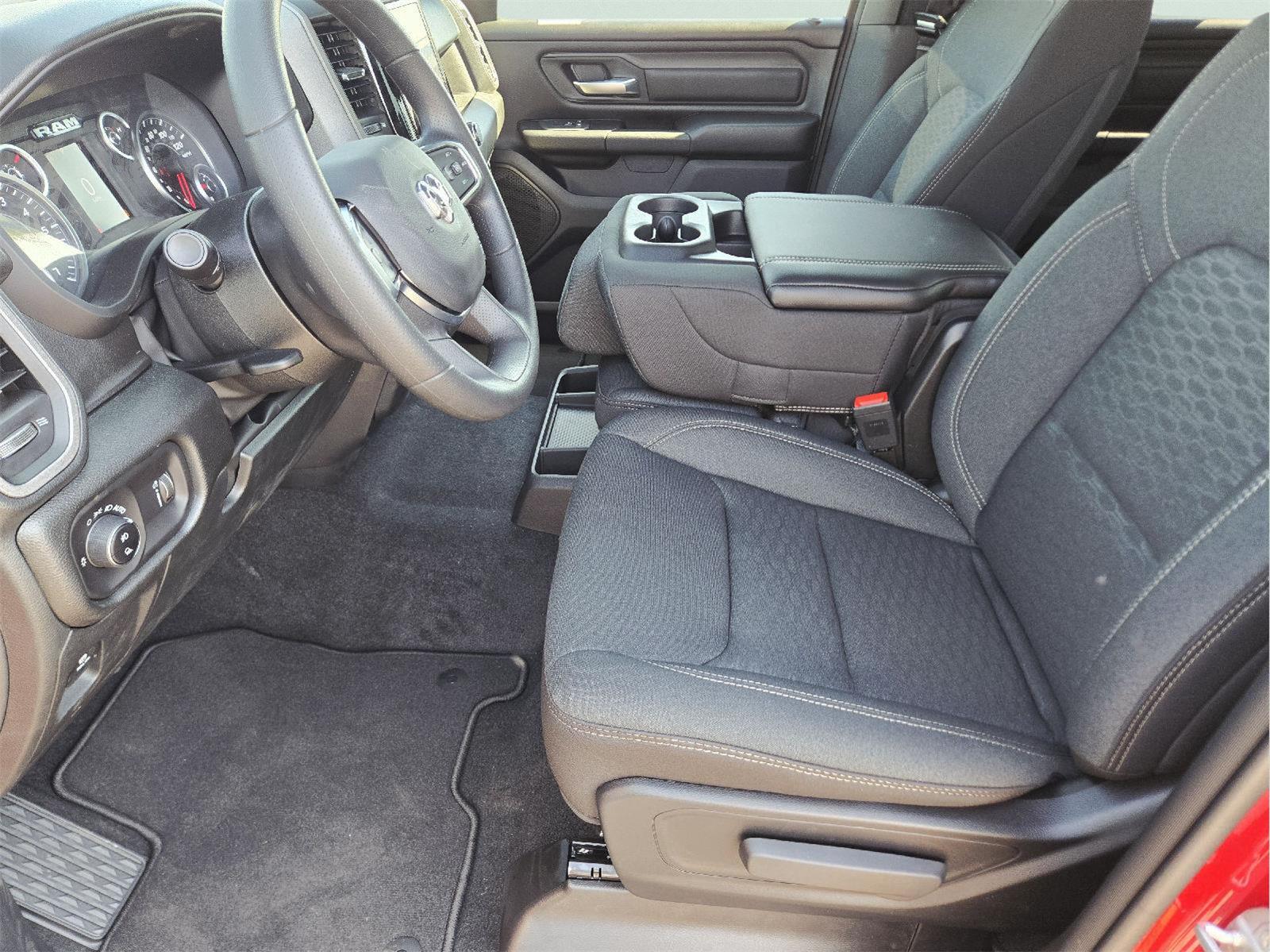2027 Ram 1500 photo 6 of 15