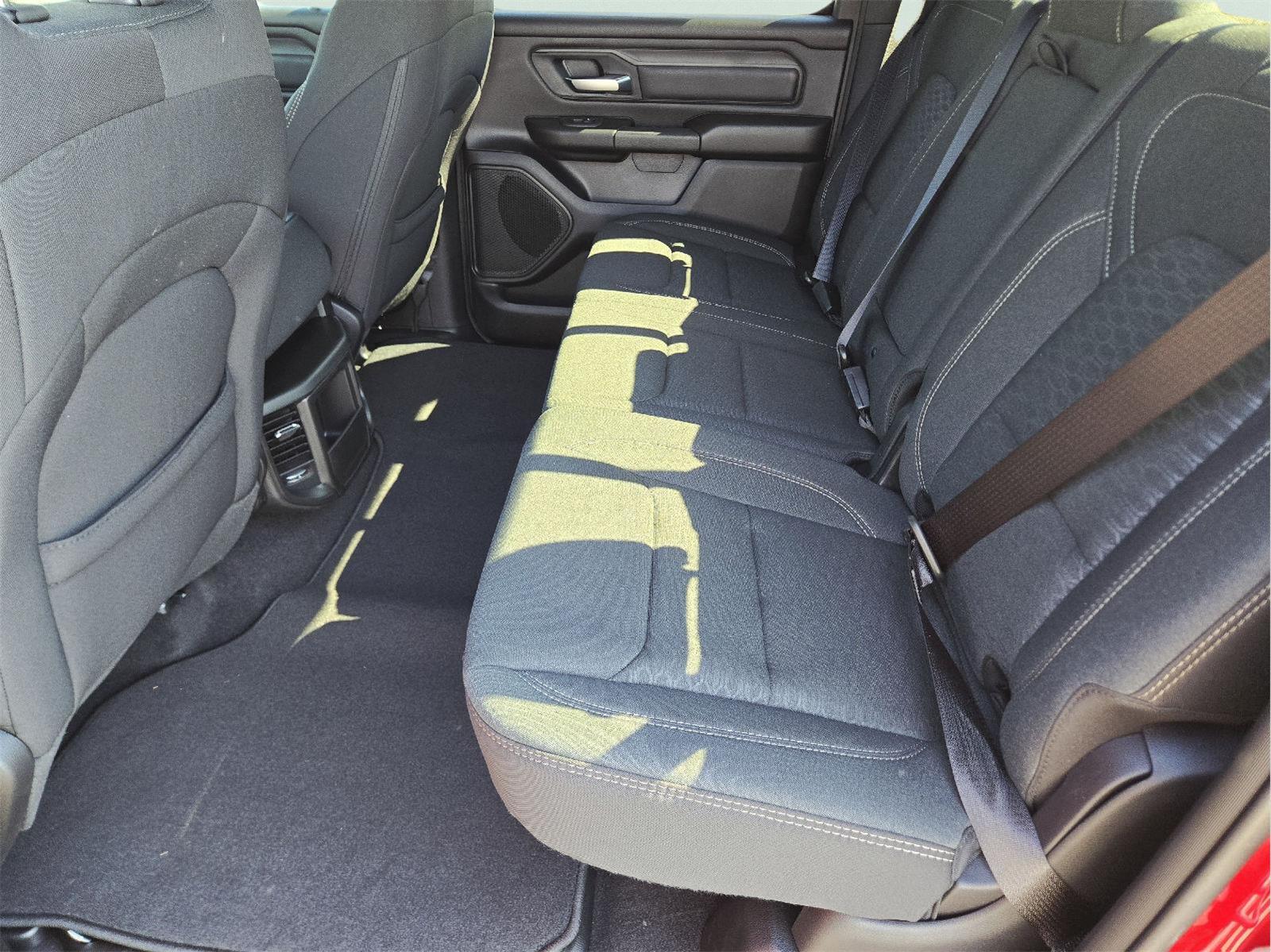 2027 Ram 1500 photo 8 of 15