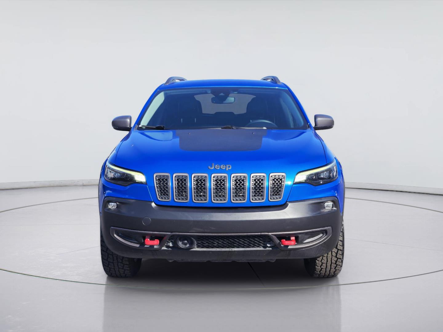 2021 Jeep Cherokee photo 2 of 36
