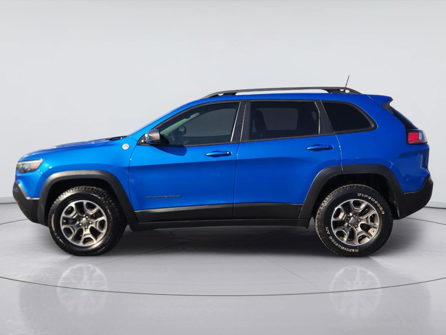 2021 Jeep Cherokee photo 7 of 36