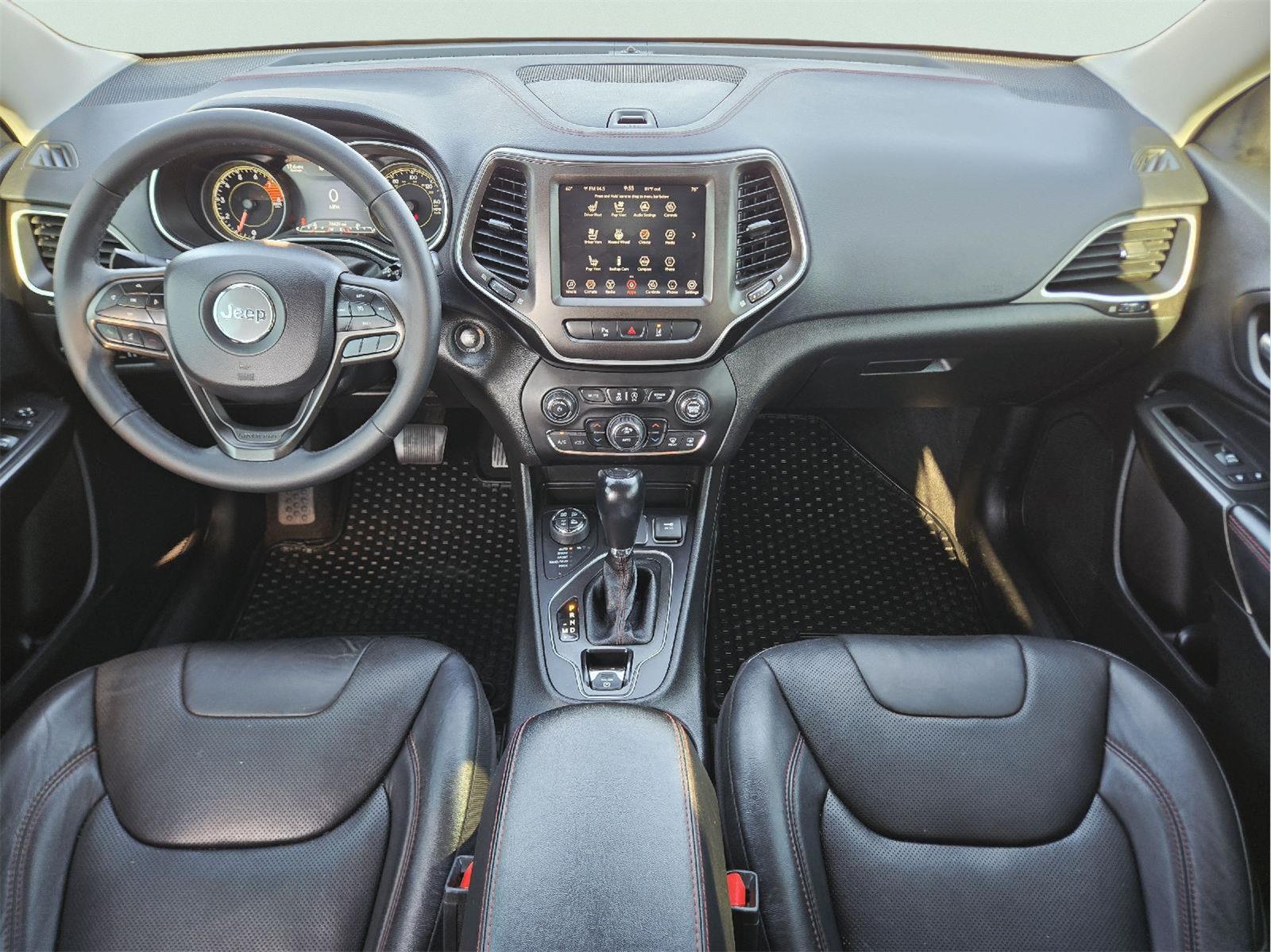 2021 Jeep Cherokee photo 11 of 36
