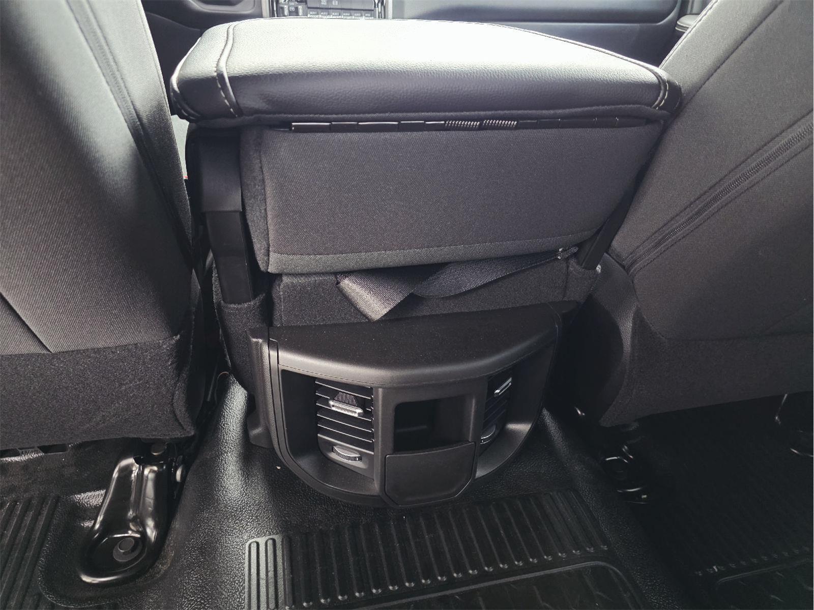 2025 Ram 3500 Chassis Cab photo 24 of 38