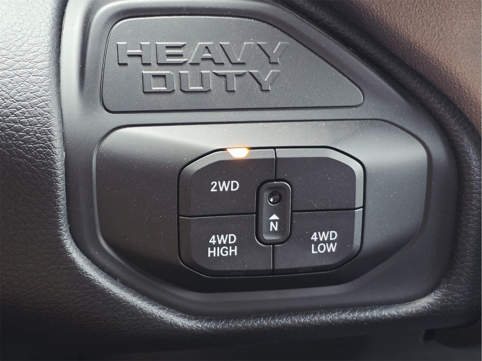 2025 Ram 3500 Chassis Cab photo 31 of 38