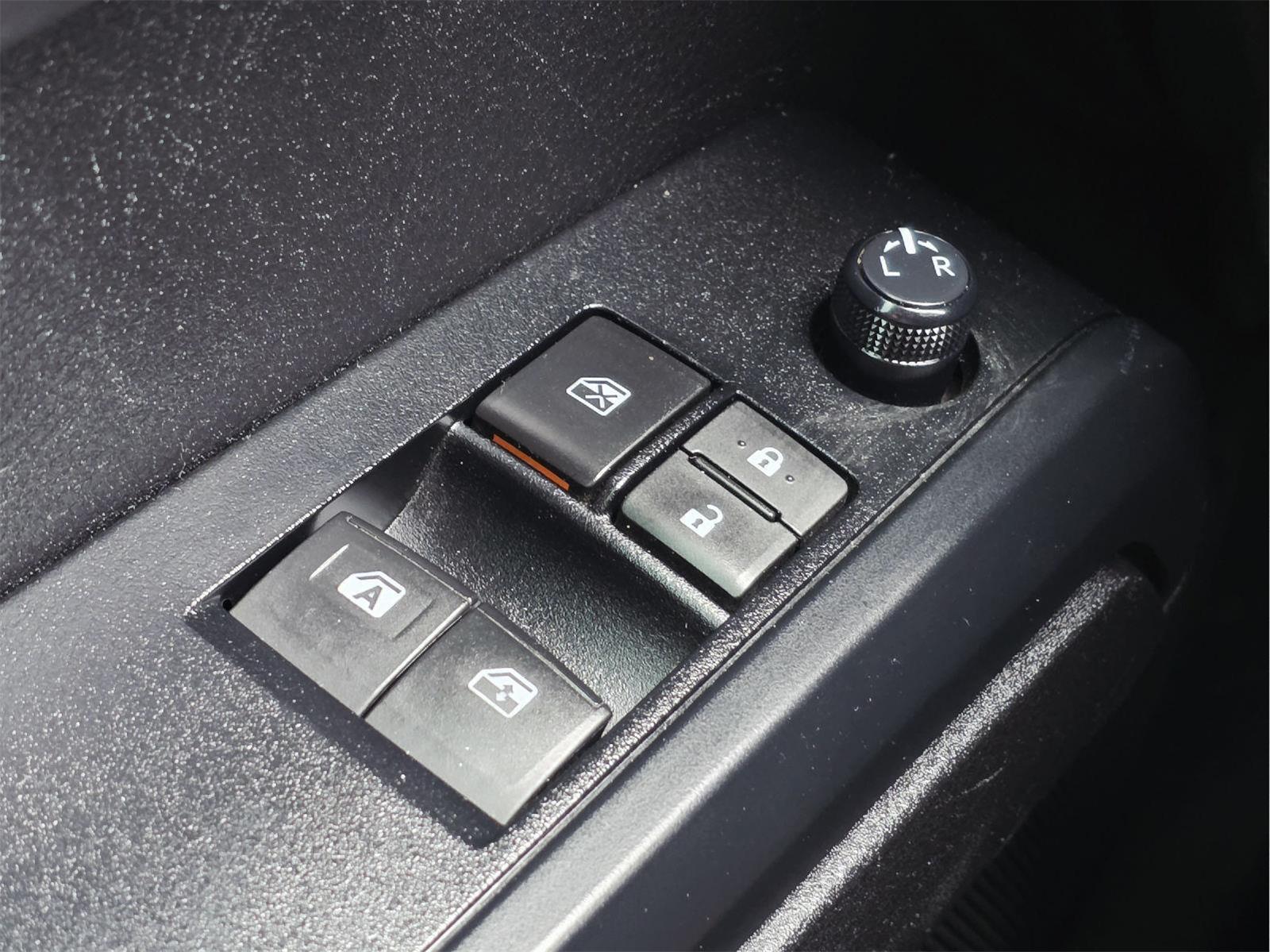 2023 Toyota Tacoma photo 28 of 35