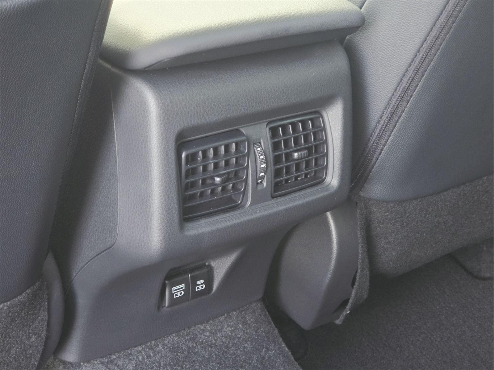 2026 Toyota Camry photo 20 of 35