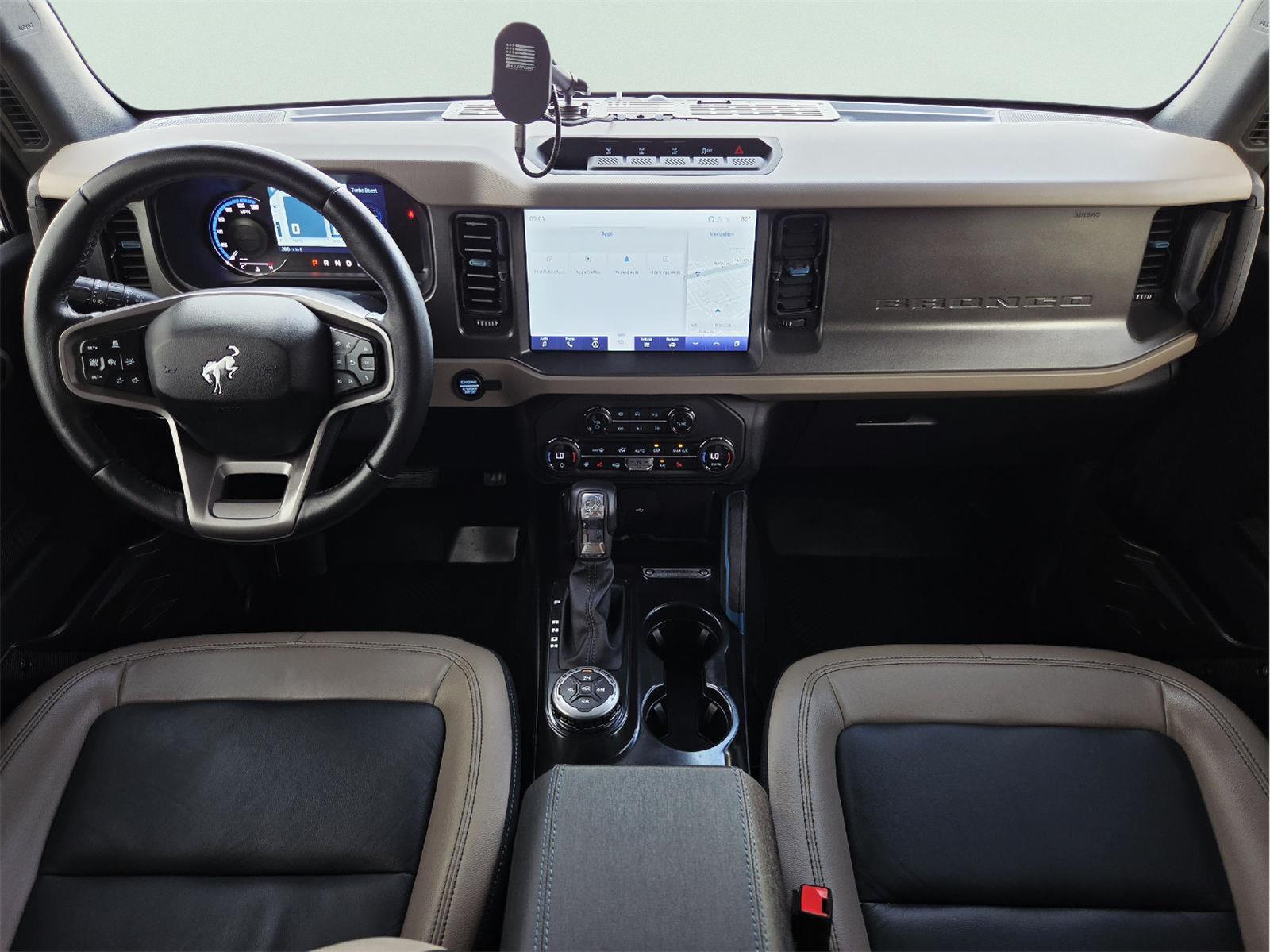 2024 Ford Bronco photo 12 of 38