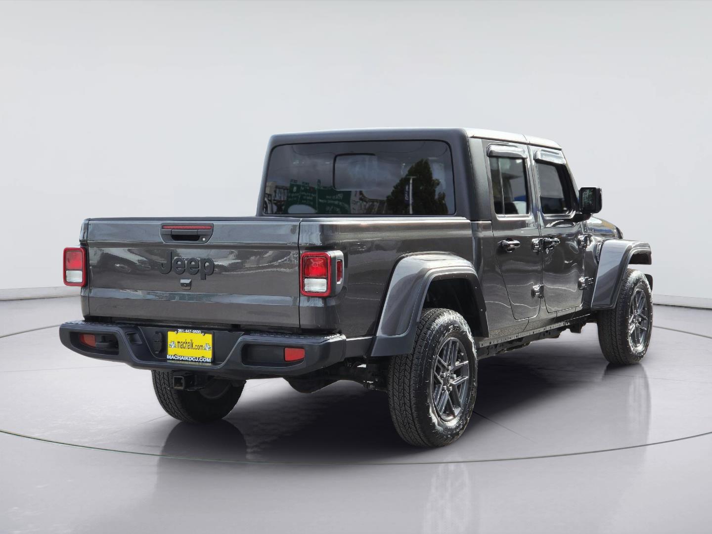 2024 Jeep Gladiator photo 5 of 36