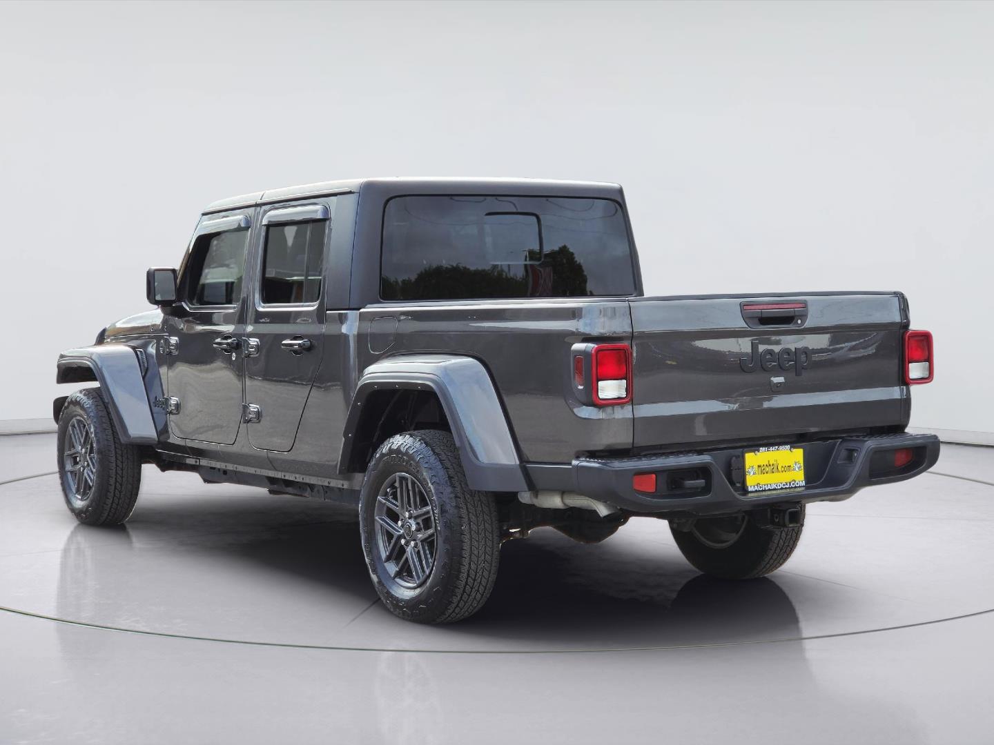 2024 Jeep Gladiator photo 7 of 36