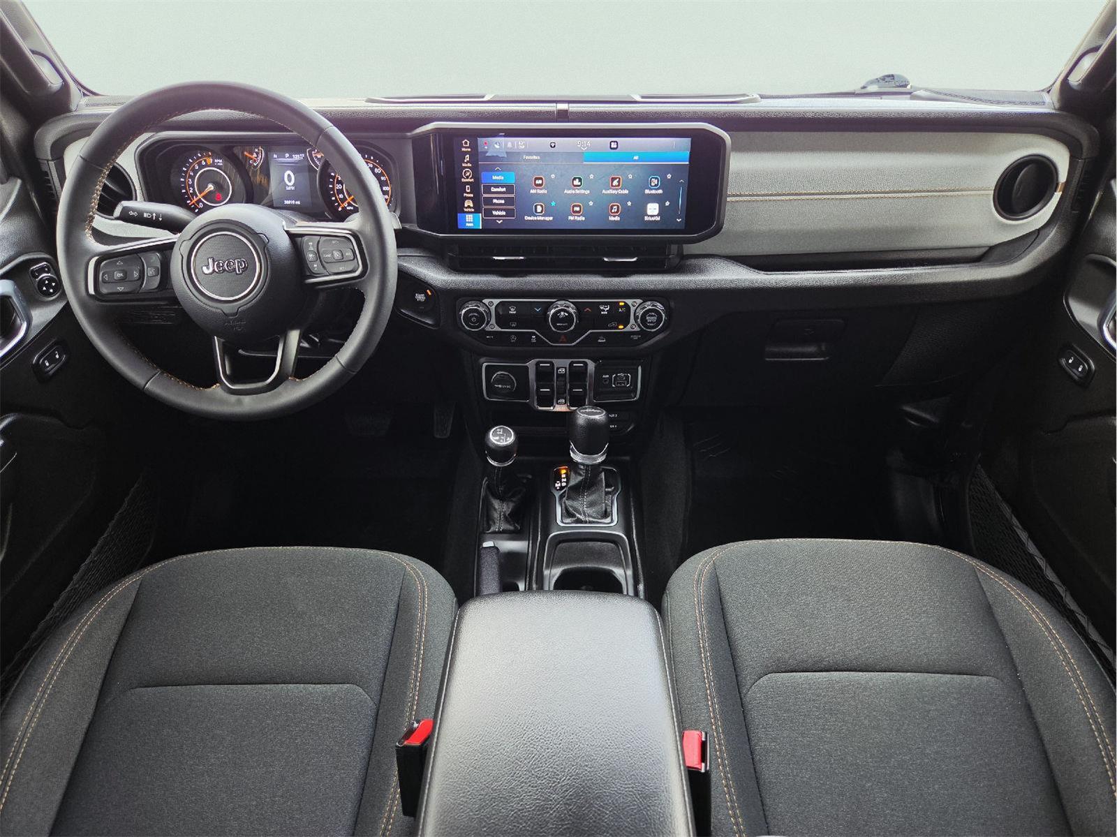 2024 Jeep Gladiator photo 12 of 36