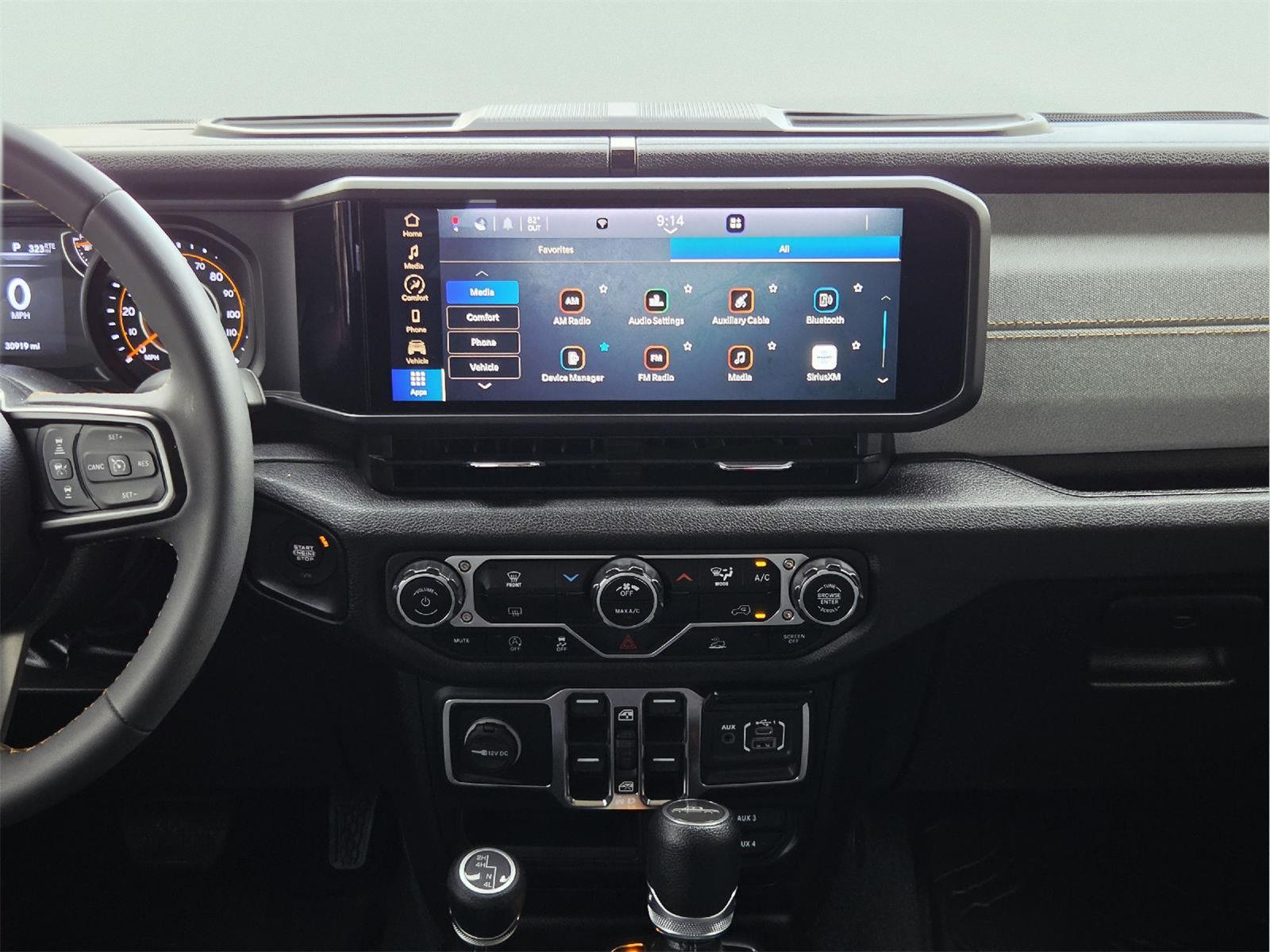 2024 Jeep Gladiator photo 22 of 36