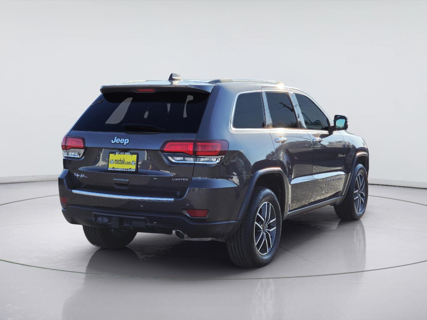 2021 Jeep Grand Cherokee photo 5 of 35