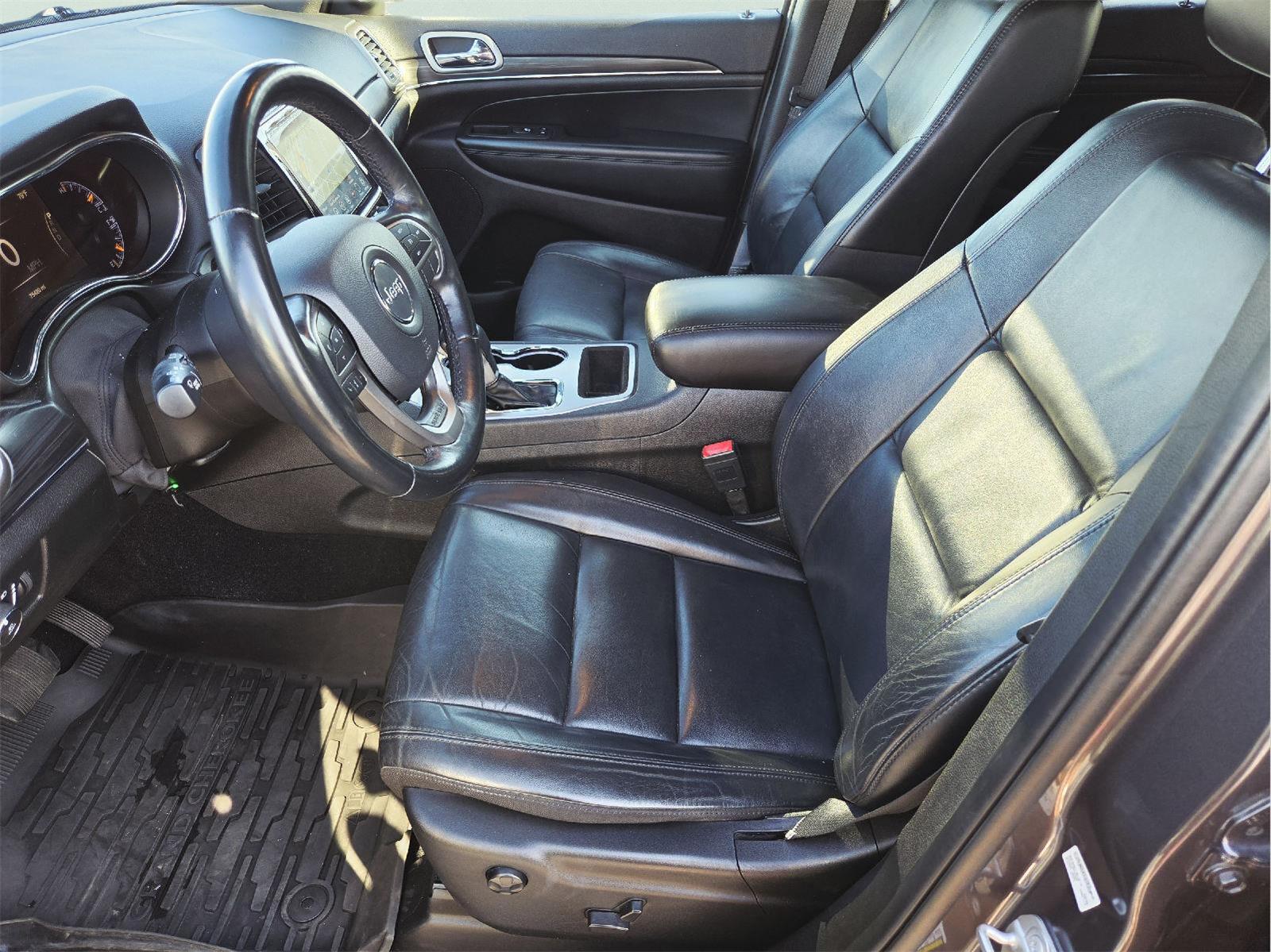 2021 Jeep Grand Cherokee photo 13 of 35