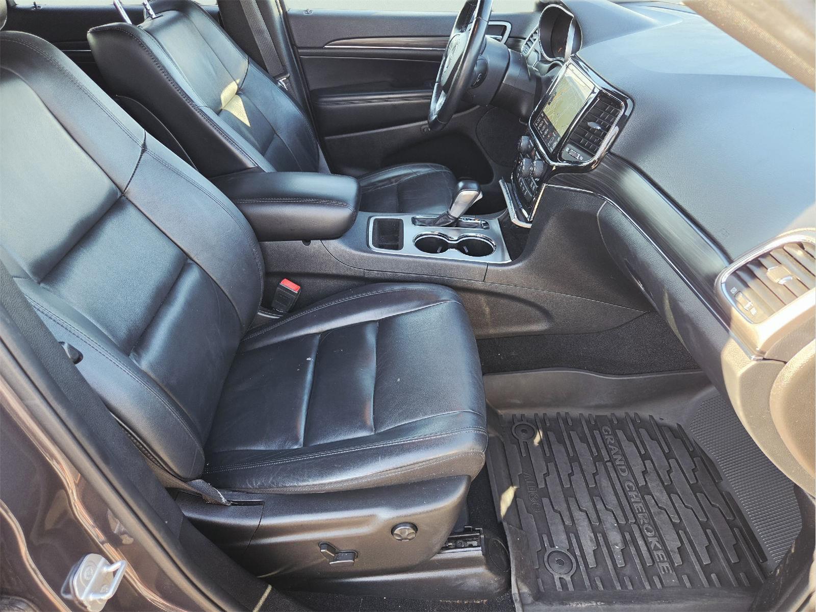 2021 Jeep Grand Cherokee photo 15 of 35