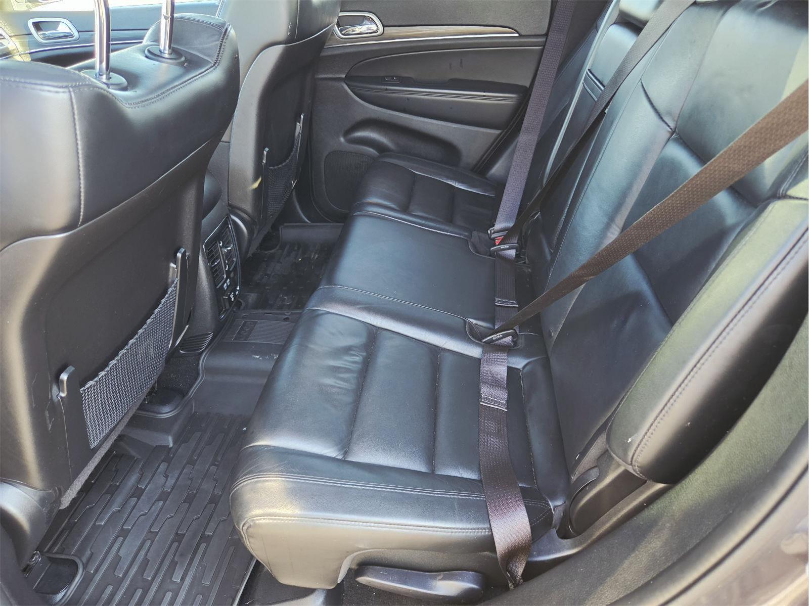2021 Jeep Grand Cherokee photo 18 of 35