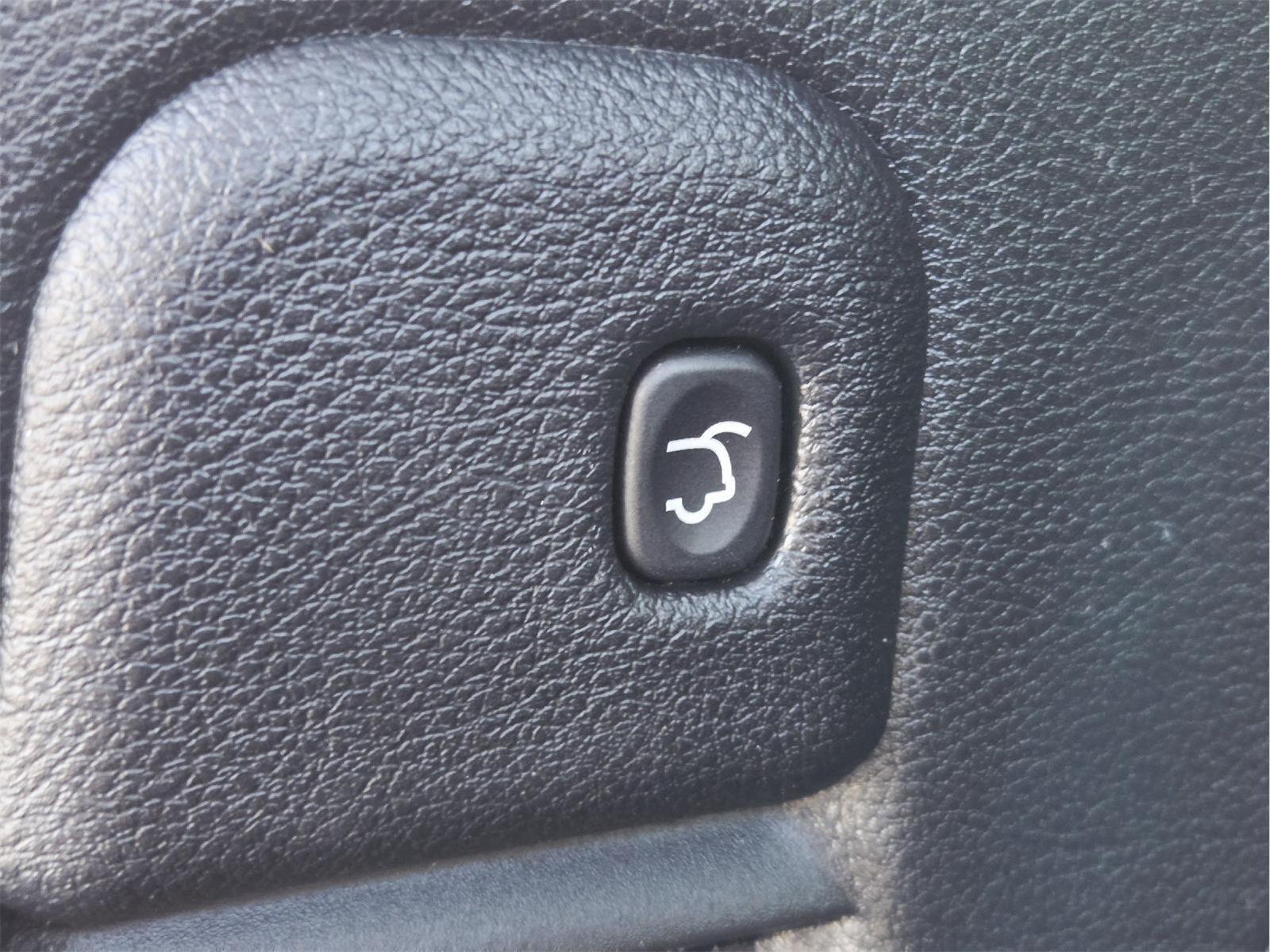 2021 Jeep Grand Cherokee photo 21 of 35