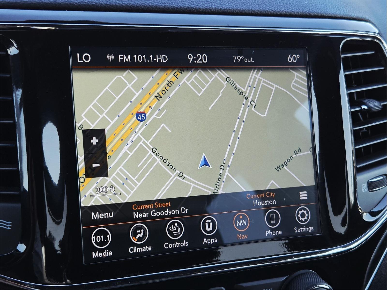 2021 Jeep Grand Cherokee photo 24 of 35
